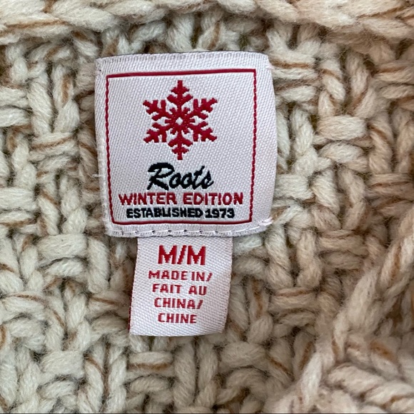 Roots Winter Edition Sweater Hooded Beige Size Medium - Picture 9 of 9
